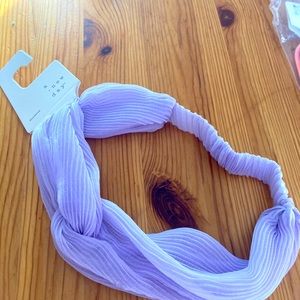 1/2off3 NWT lavender pleated headband / wrap
